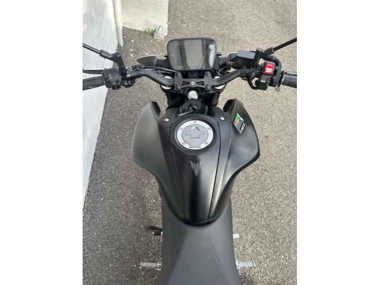 YAMAHA MT-125