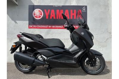 YAMAHA XMAX 300 Tech Max