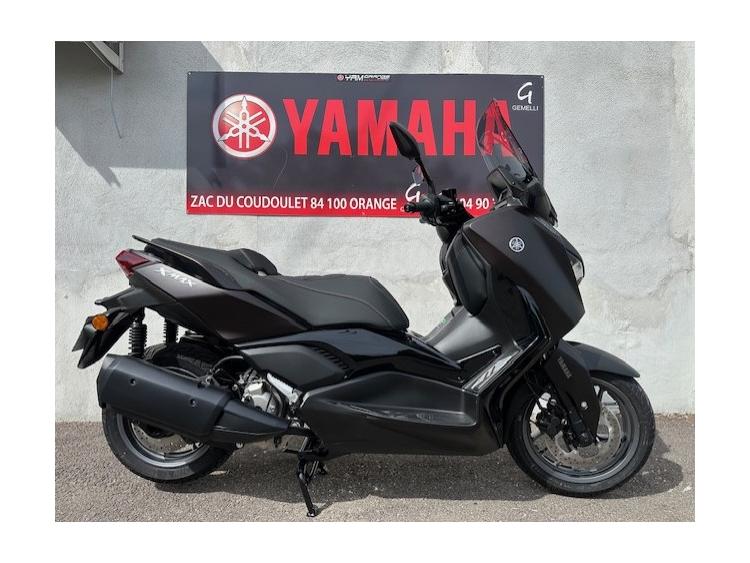 YAMAHA XMAX 300 Tech Max - POUR 119e / mois
