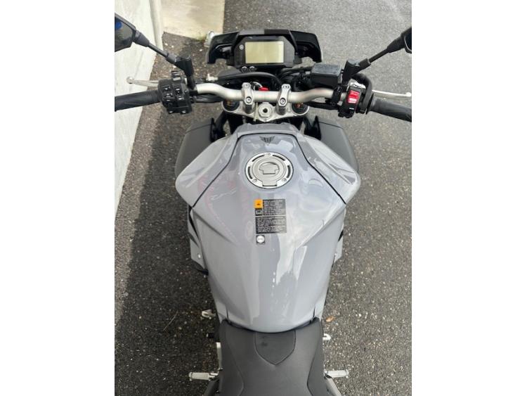 YAMAHA MT-10