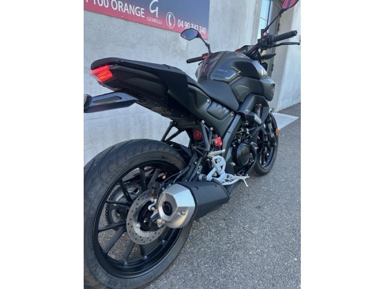 YAMAHA MT-125 ABS