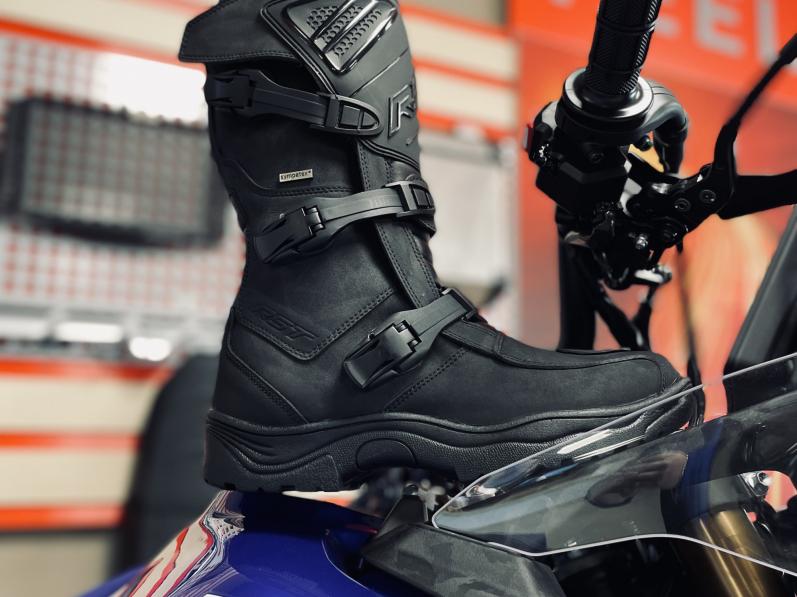 RST WATERPROOF BOOT