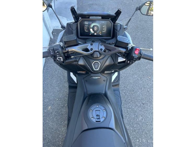 YAMAHA XP T-MAX 560 TECH MAX