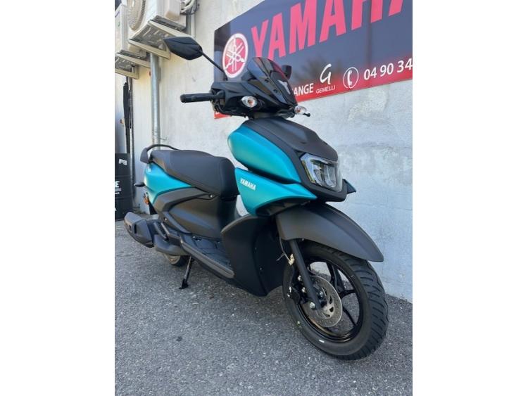 YAMAHA RayZR 125