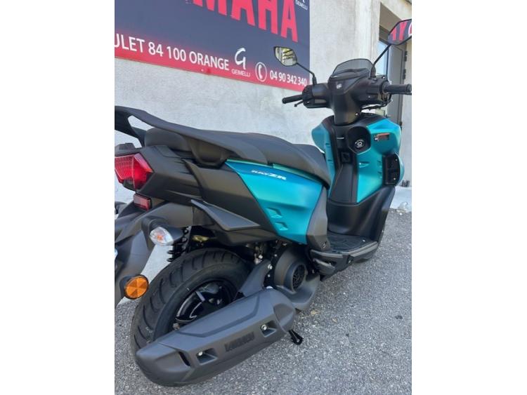 YAMAHA RayZR 125